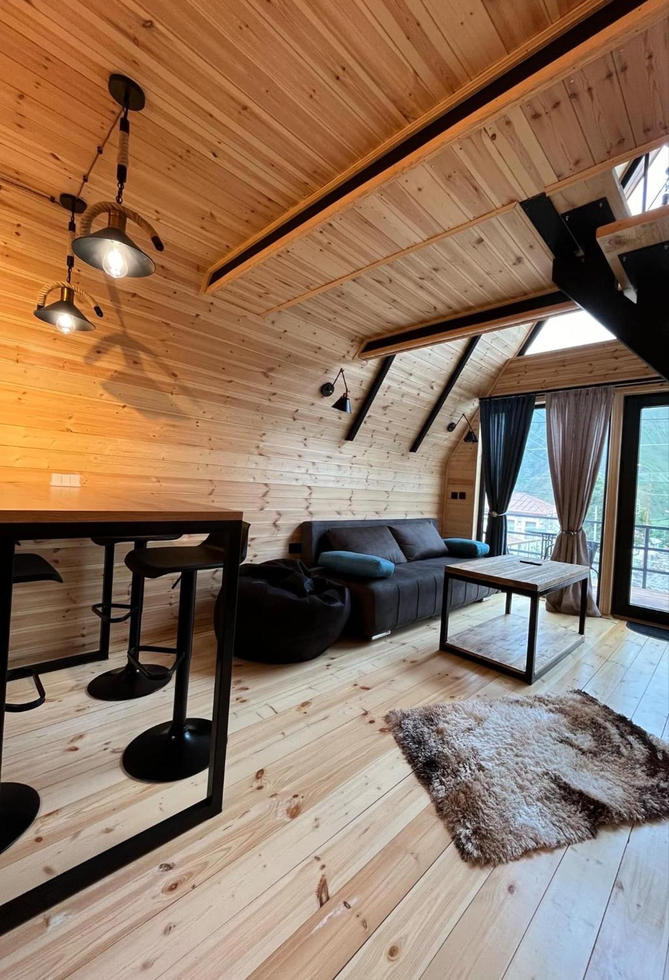 Edelweiss Cottage Kazbegi Екстер'єр фото